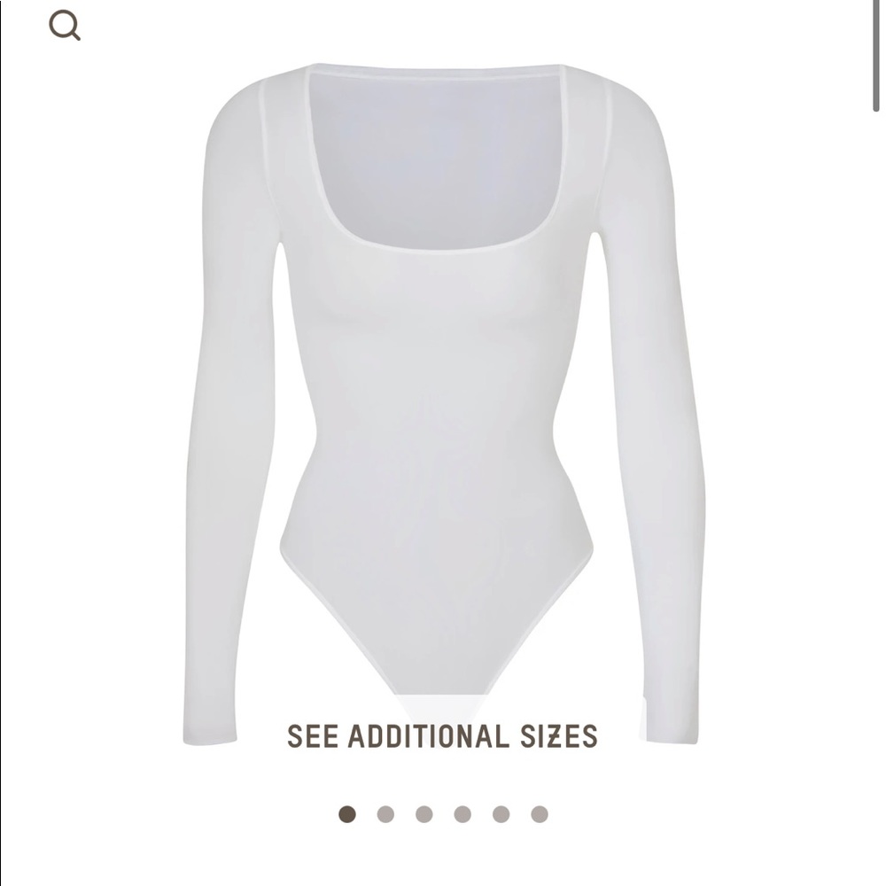 NEW WITH TAGS!! Skims bodysuit
